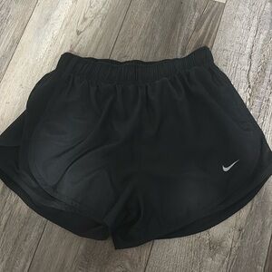 Black Nike shorts